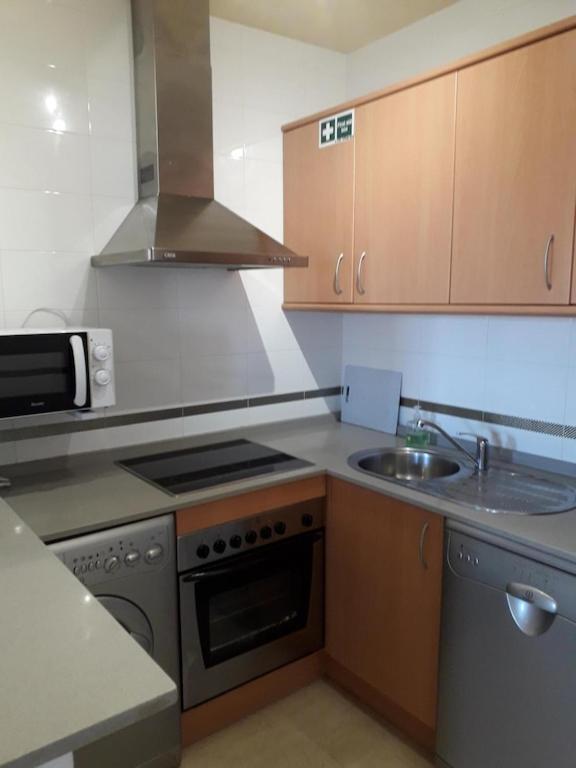 Duquesa Fairways, A Spacious Apartment With Fabulous Views And Facilities Manilva Exterior foto